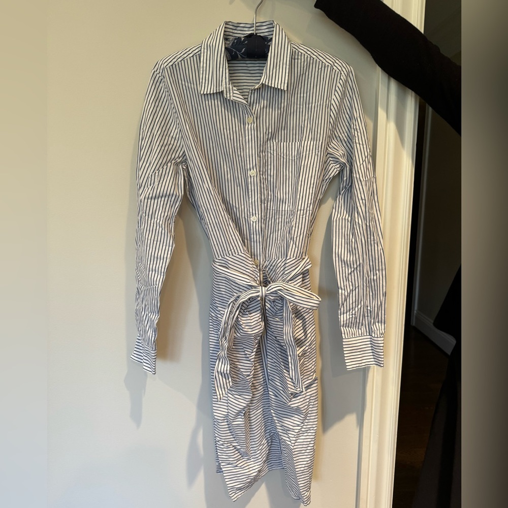 Gap Striped T Shirt Dress. Blue and white